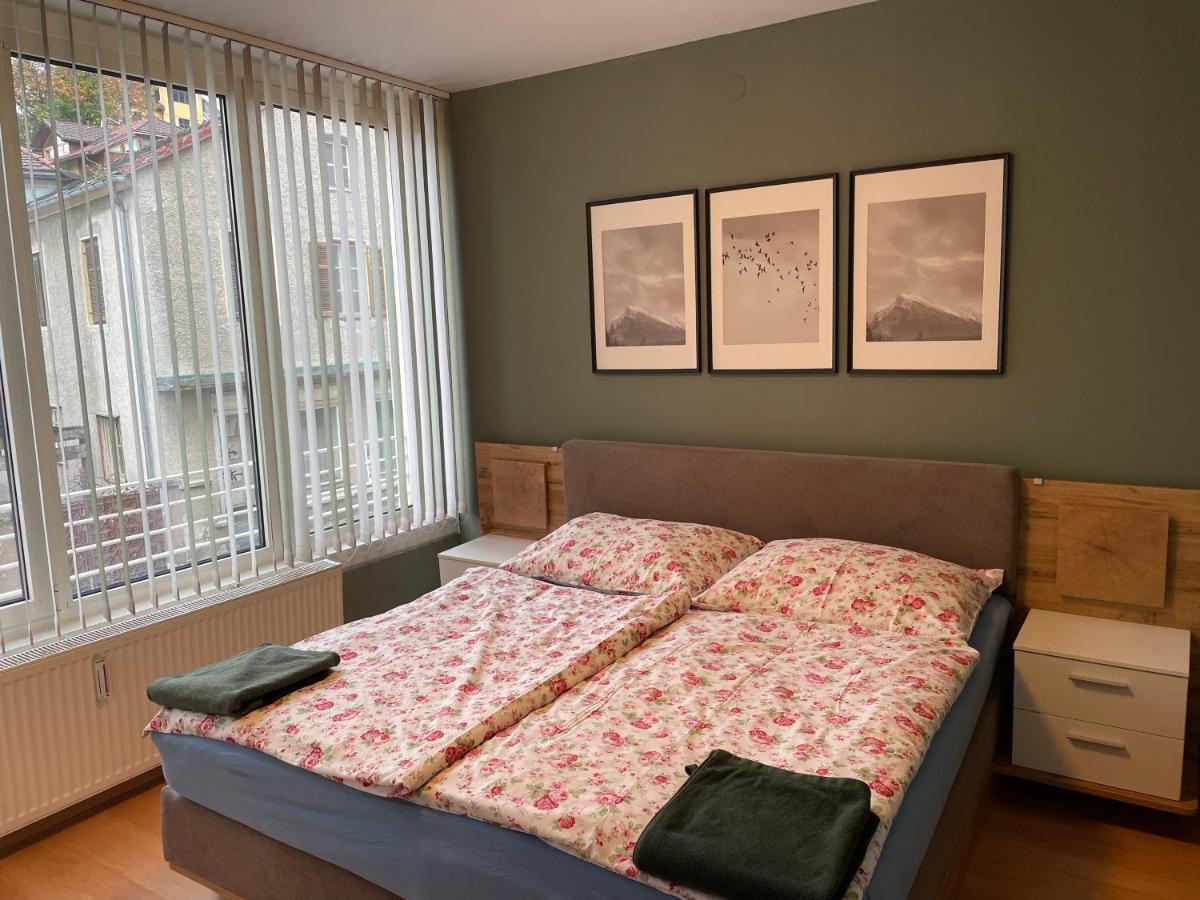 Apartment Maximilian In Old Town Innsbruck Exterior foto